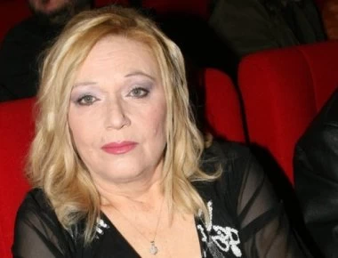 Βίλμα Τσακίρη: «Υπάρχουν ωραία μέρη να πεθάνεις…»